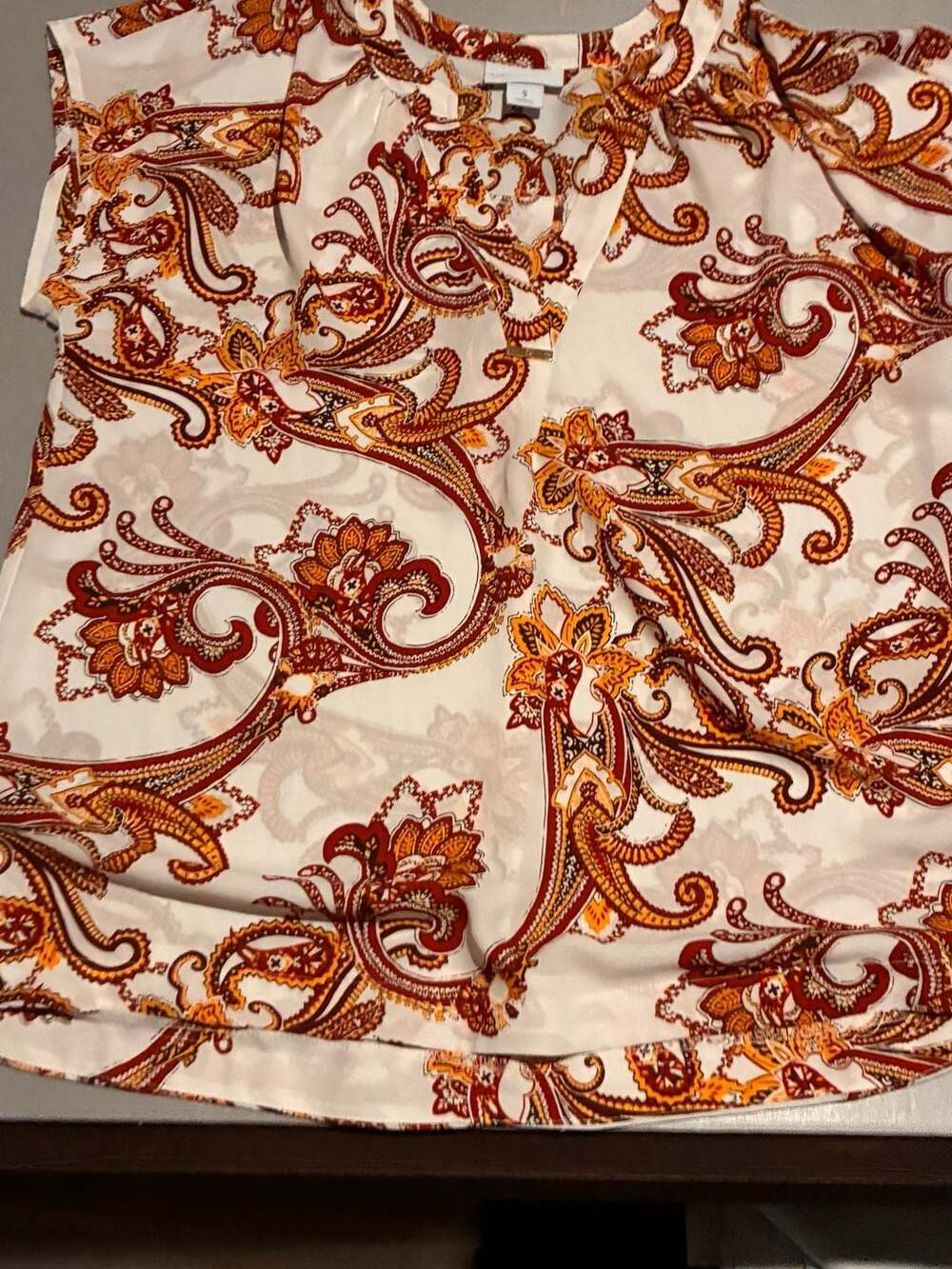 Liz Claiborne Blouse Size S Orange Red Paisley Short Sleeve Top